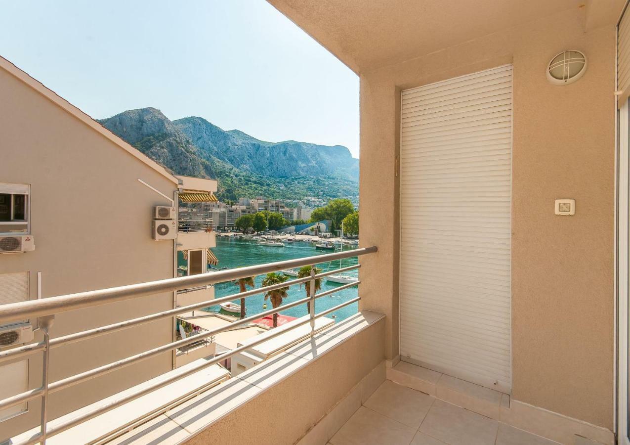 Modern New Flat Next To River Cetina Omiš Exterior foto